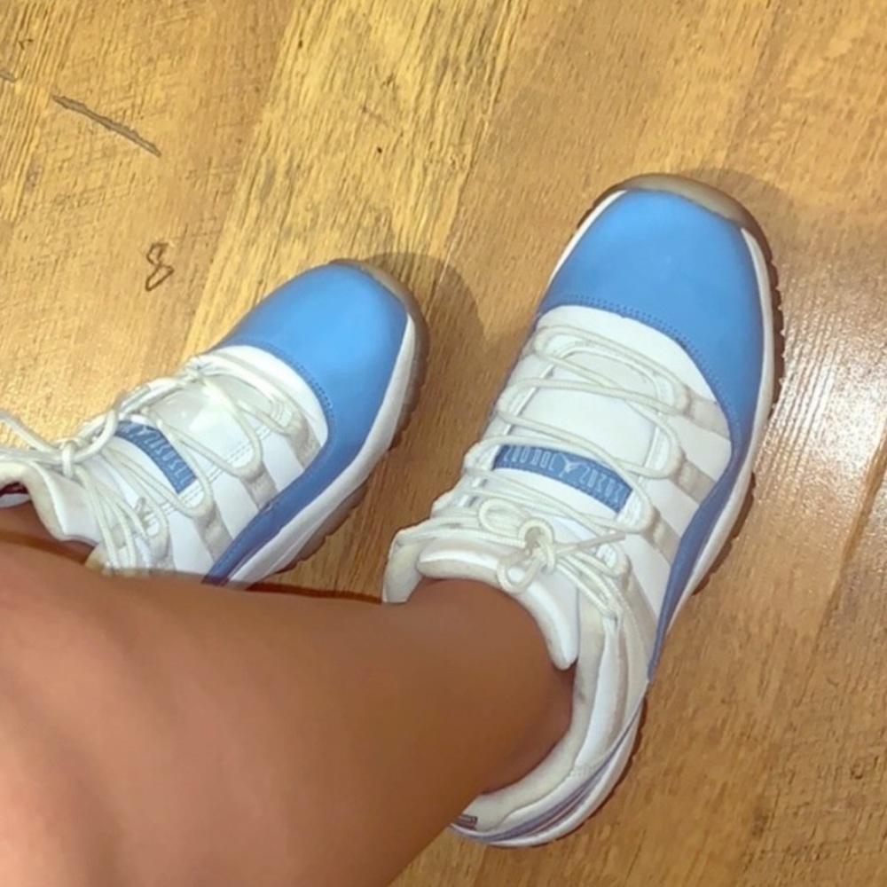 Retro 11s🤩 - Picture 2 of 4